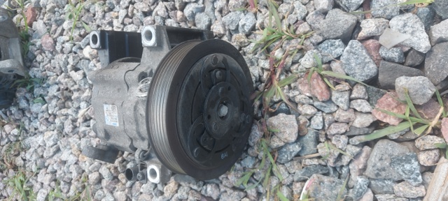 2763095F0D NISSAN купить в Ирпень