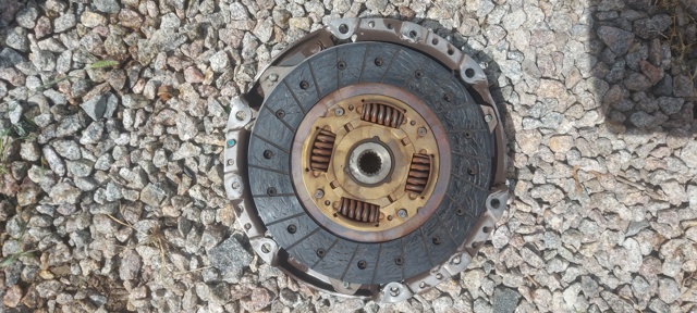 Диск сцепления ведомый 3010095F0B NISSAN