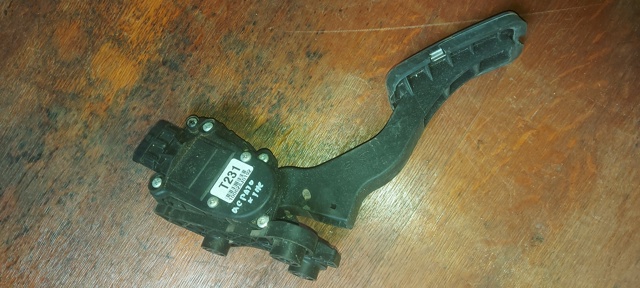 Педаль акселератора 32700XXXXX HYUNDAI