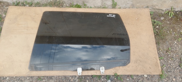 Стекло заднее левое 5736A011 MITSUBISHI