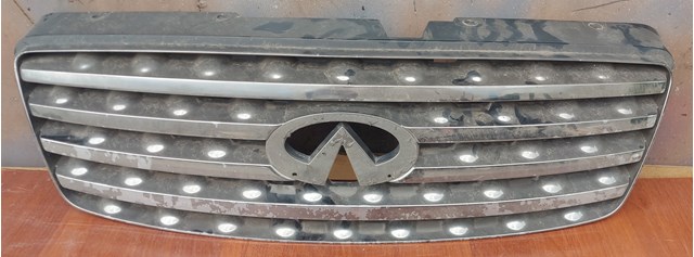 Решетка радиатора Infiniti FX
