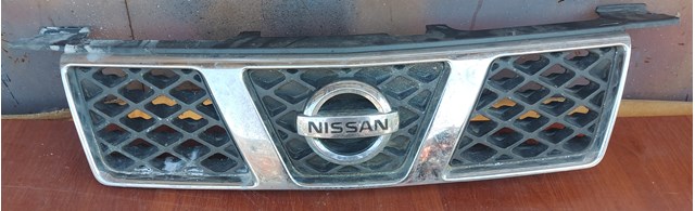 Решетка радиатора 62310E0303 NISSAN