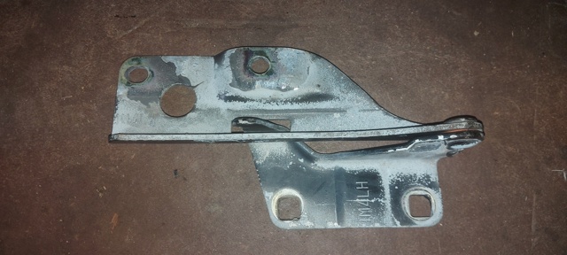 Завеса капота левая 65401ZP00A NISSAN