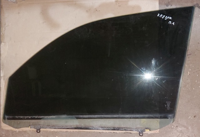 Стекло передней двери, левой 6810260561 TOYOTA