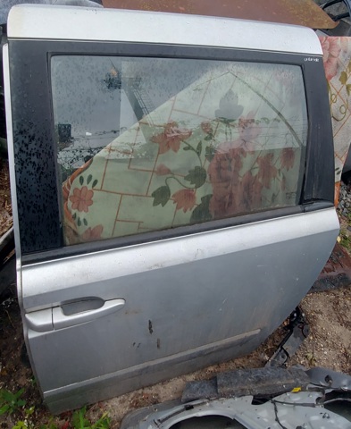 Дверь пассажирская задняя левая 770034D010 HYUNDAI