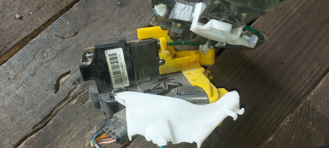 Внутренний дверной замок 81320A6000 HYUNDAI