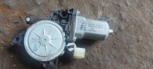 Мотор стеклоподъемника двери передней, левой 82450B2000 HYUNDAI