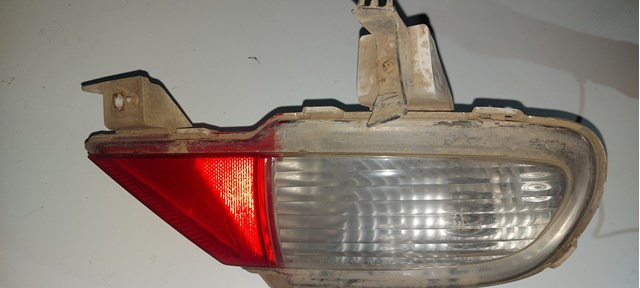 Фара заднего бампера, правый 8336A120 MITSUBISHI