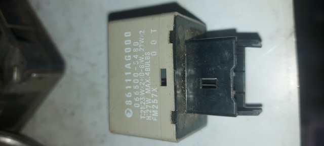 Реле поворотников 86111AG000 SUBARU