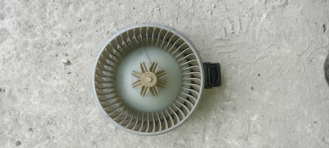 Электромотор печки 8710360390 TOYOTA