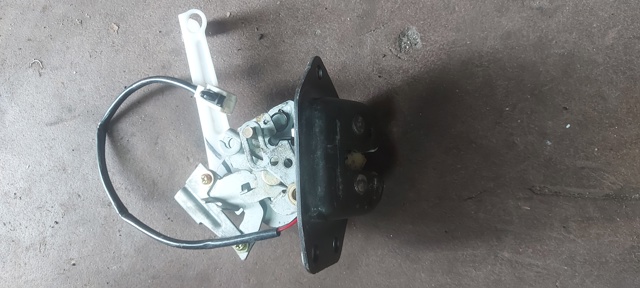 NISSAN 90502EA50B Замок багажника в наличии Тернополь