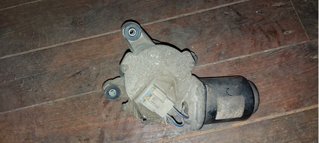 Мотор стеклоочистителя стекла (трапеции) MR109451 MITSUBISHI