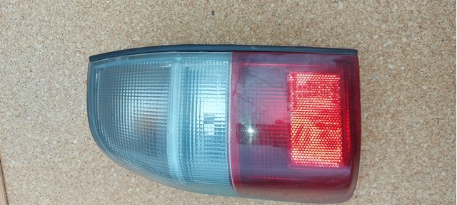 Задний левый стоп MR296239 MITSUBISHI