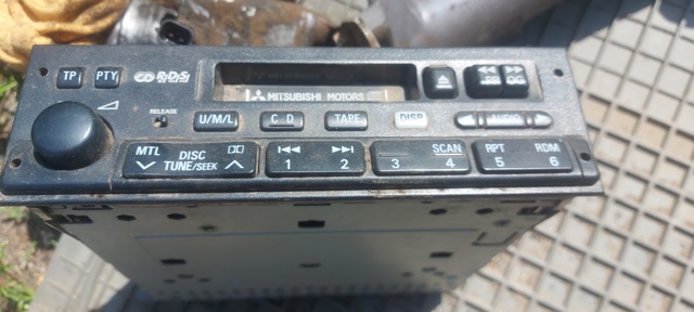 Автомагнитола MR337278 MITSUBISHI