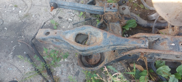 Балансир задний нижний MR418670 MITSUBISHI