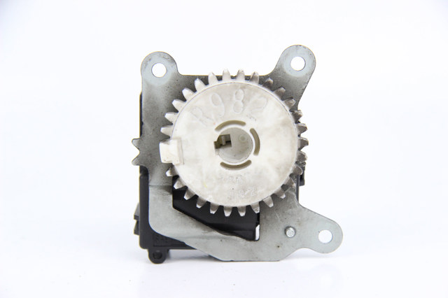 TOYOTA 0638001100 в наличии Кривой Рог