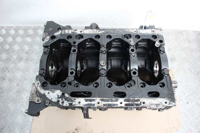 MITSUBISHI 1050A358 Блок цилиндров двигателя в наличии Хмельницкий
