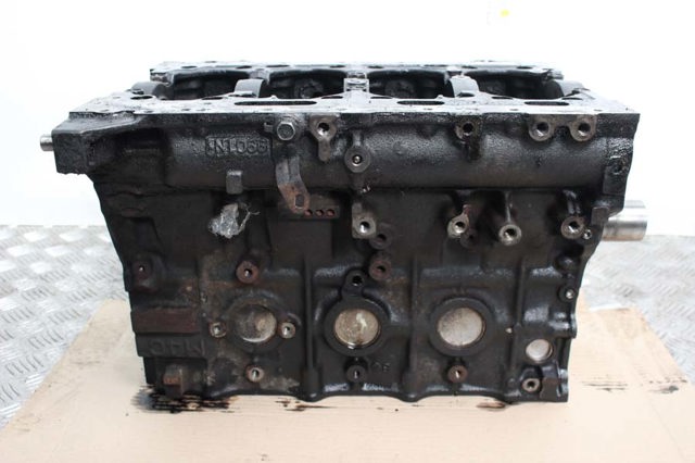 1050A358 MITSUBISHI Блок цилиндров двигателя купить в Павлоград