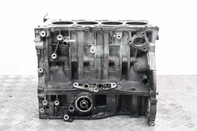 1050A574 MITSUBISHI Блок цилиндров двигателя купить в Винница