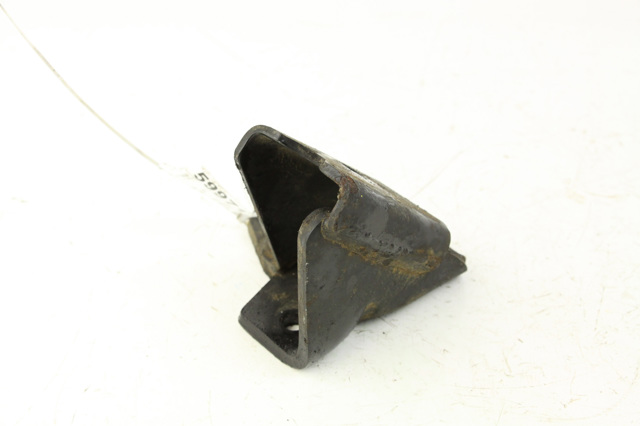 1091A079 MITSUBISHI Кронштейн подушки (опоры) двигателя левой купить в Украина