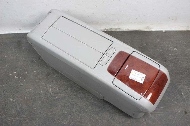 1120220051 TOYOTA Крышка клапанная левая купить в Кривой Рог