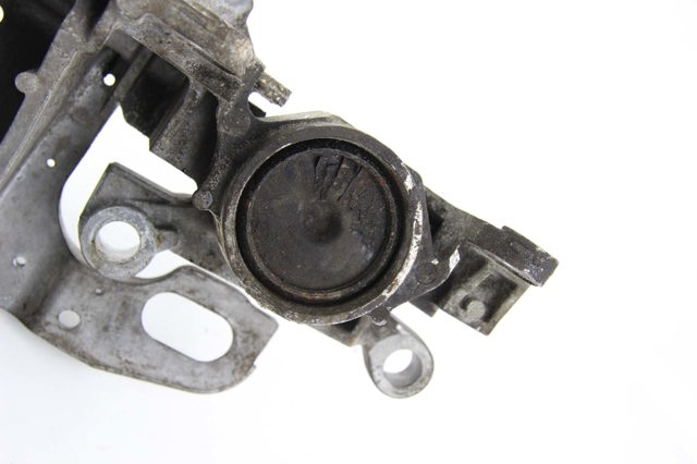 Подушка двигателя 11220JD200 NISSAN