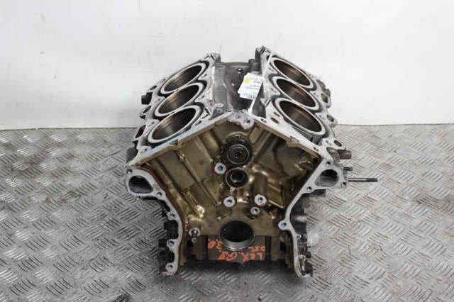 Блок цилиндров 1140180755 TOYOTA