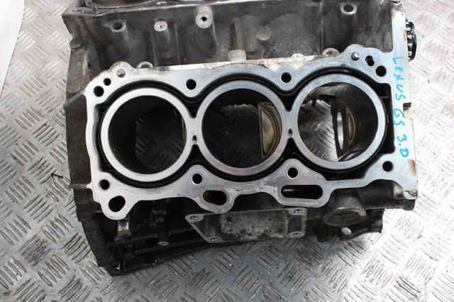 TOYOTA 1140180755 Блок цилиндров двигателя в наличии Ровно