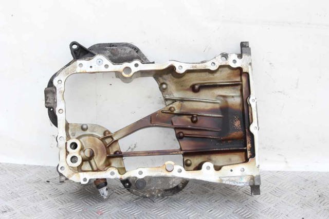 Поддон маслянный картера двигателя, верхняя часть 121010P040 TOYOTA