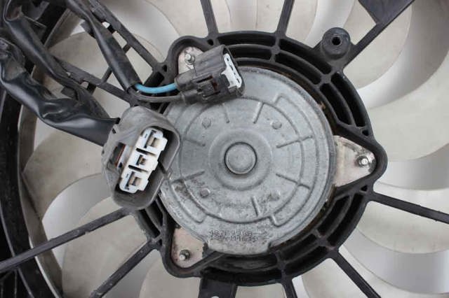 1355A258 MITSUBISHI Диффузор радиатора охлаждения купить в Николаев
