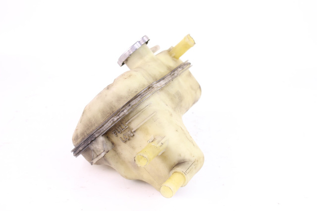 Расширительный бачок охлаждения 1375A137 MITSUBISHI
