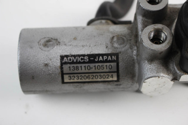 TOYOTA 13811010510 в наличии Киев