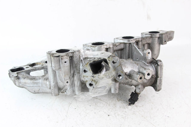 1540A046 MITSUBISHI Впускной коллектор купить в Черкассы