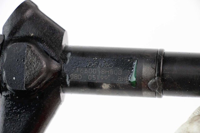 Топливные форсунки 166008H800 NISSAN