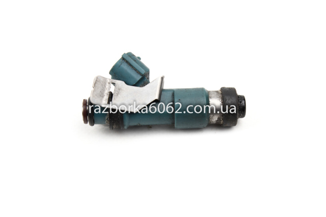 Форсунка инжектора 16611AA800 SUBARU