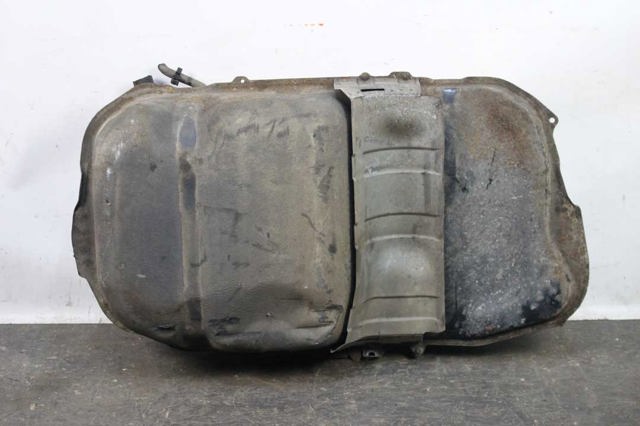 MITSUBISHI 1700B011 Бензобак в наличии Винница
