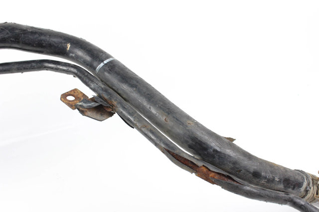 Патрубок бака, к заливной горловине 17221JG000 NISSAN