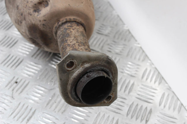 Глушитель, передняя часть 174100R220 TOYOTA