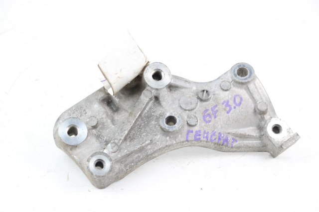 Крепление генератора 1801A037 MITSUBISHI