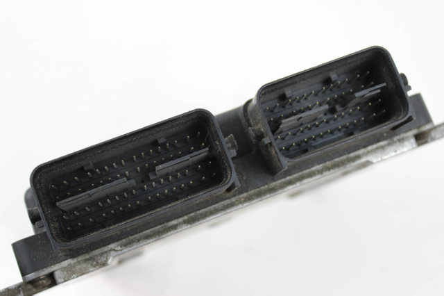 Мозги двигателя 1860A857 MITSUBISHI