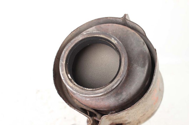208B25CA0A NISSAN Конвертор - катализатор правый купить в Ужгород