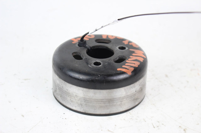 Шкив водяной помпы 210511KT0A NISSAN