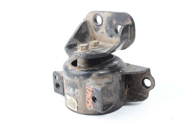 HYUNDAI 218302K500 Подушка (опора) двигателя задняя в наличии Черновцы