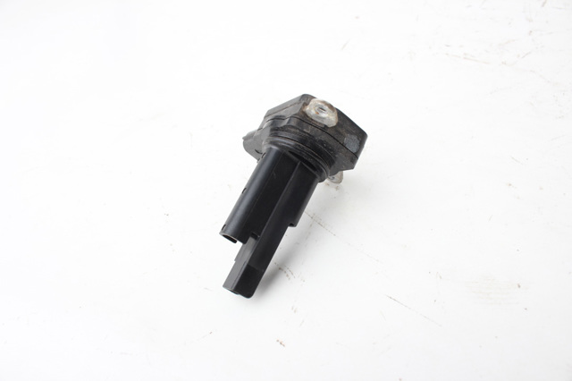 2220428010 TOYOTA Датчик потока (расхода) воздуха, расходомер M.A.F. - (Mass Airflow) купить в Николаев