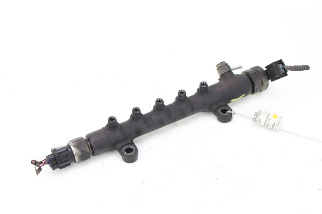 Рампа форсунок системы впрыска топлива 238100R041 TOYOTA