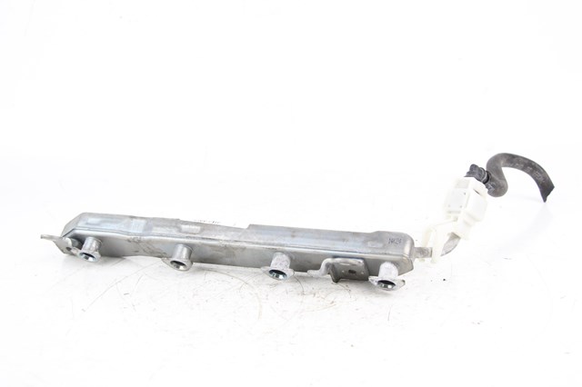 TOYOTA 2381447050 Распределитель топлива (рампа) в наличии Днепр