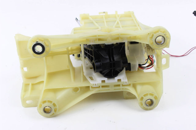 MITSUBISHI 2400A605 в наличии Кривой Рог