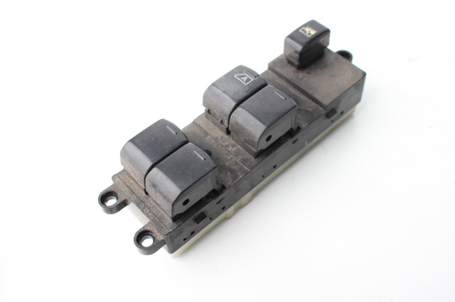 Кнопки переднего левого стеклоподъёмника 254019U10A NISSAN