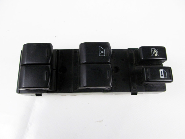 Кнопки переднего левого стекло подъёмника 25401JG41C NISSAN