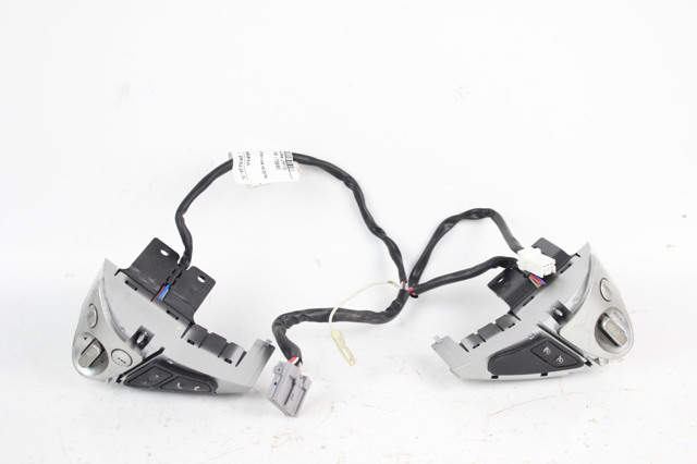25550BX81A NISSAN Блок кнопочных переключателей рулевого колеса купить в Ирпень